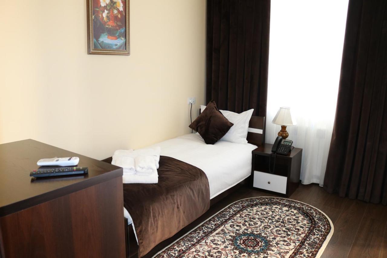 Marhabo Hotel Palace Solnechnyy Ngoại thất bức ảnh